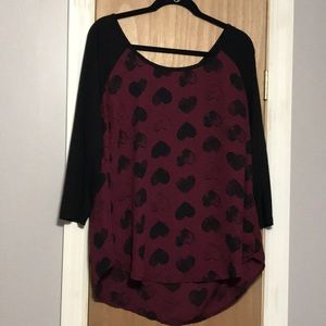 ⭐️Torrid hi-lo heart shirt